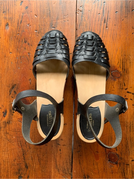 Swedish Hasbeens Shoes - Hasbeens Swedish Clogs Black Braided Clogs Size 41 EUC